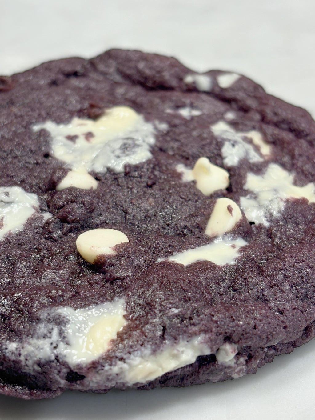 Ube Cream Cookie